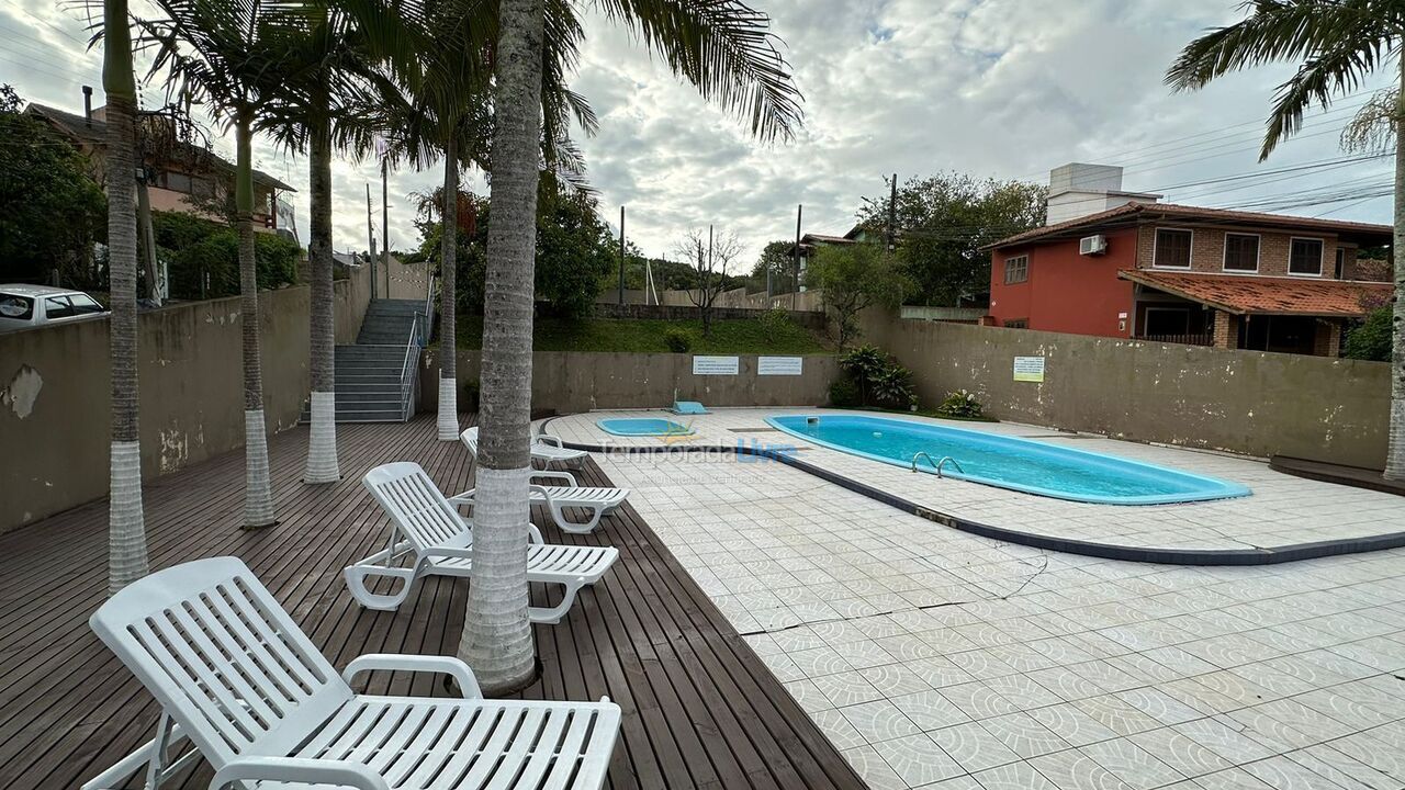 Apartment for vacation rental in Florianópolis (Praia do Santinho)