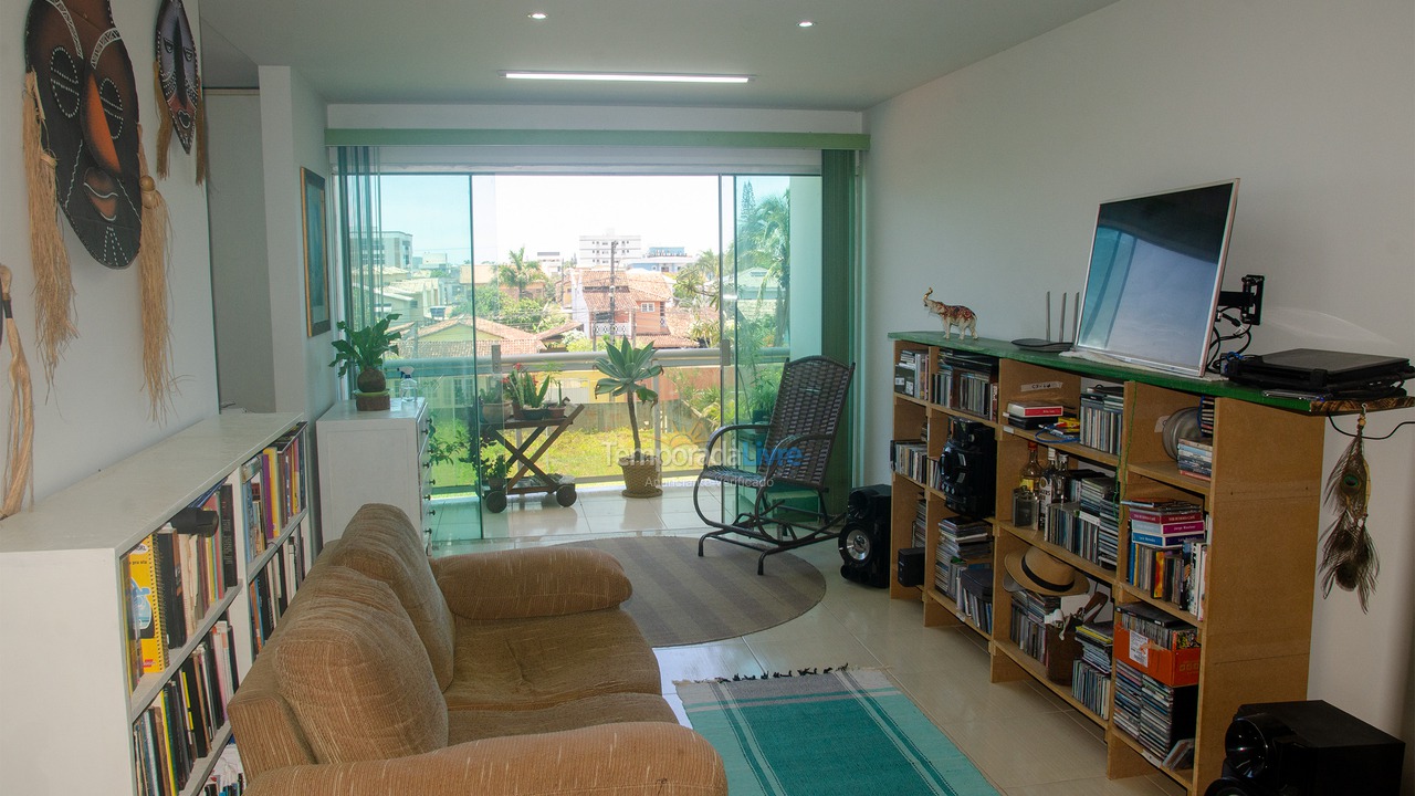 Apartamento para aluguel de temporada em Rio das Ostras (Costa Azul)
