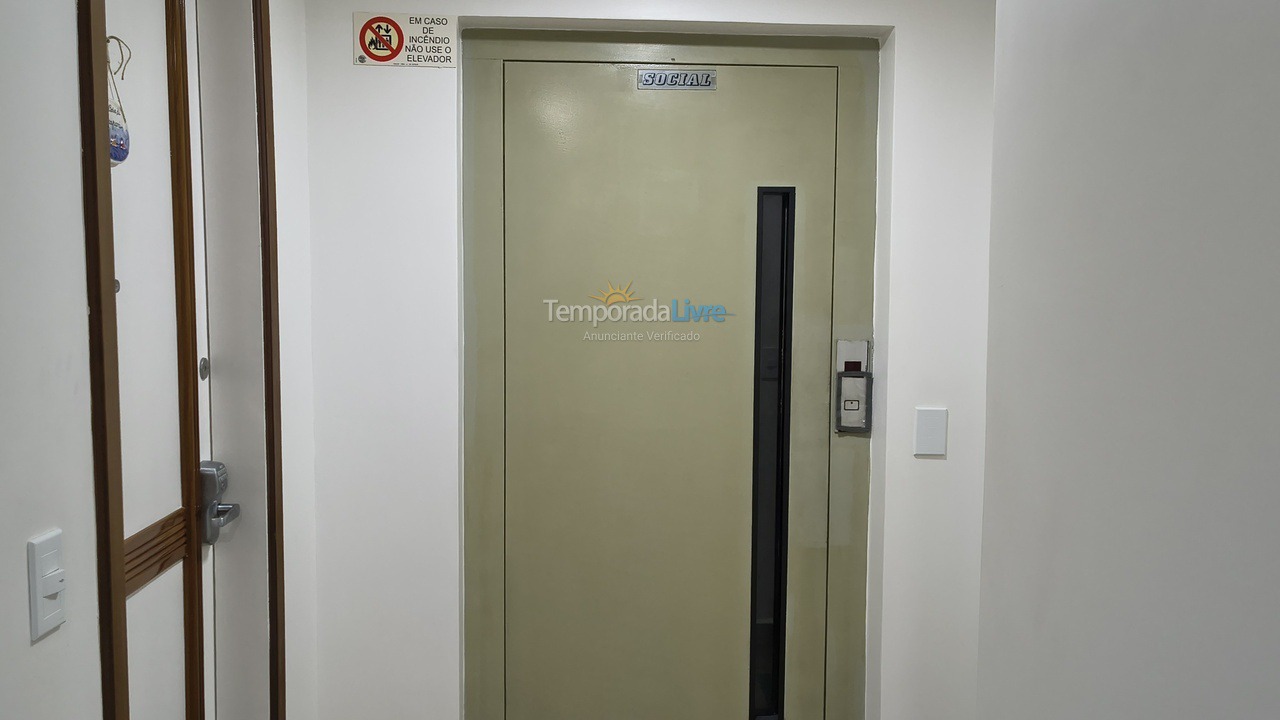 Apartment for vacation rental in Guarapari (Praia das Castanheiras)