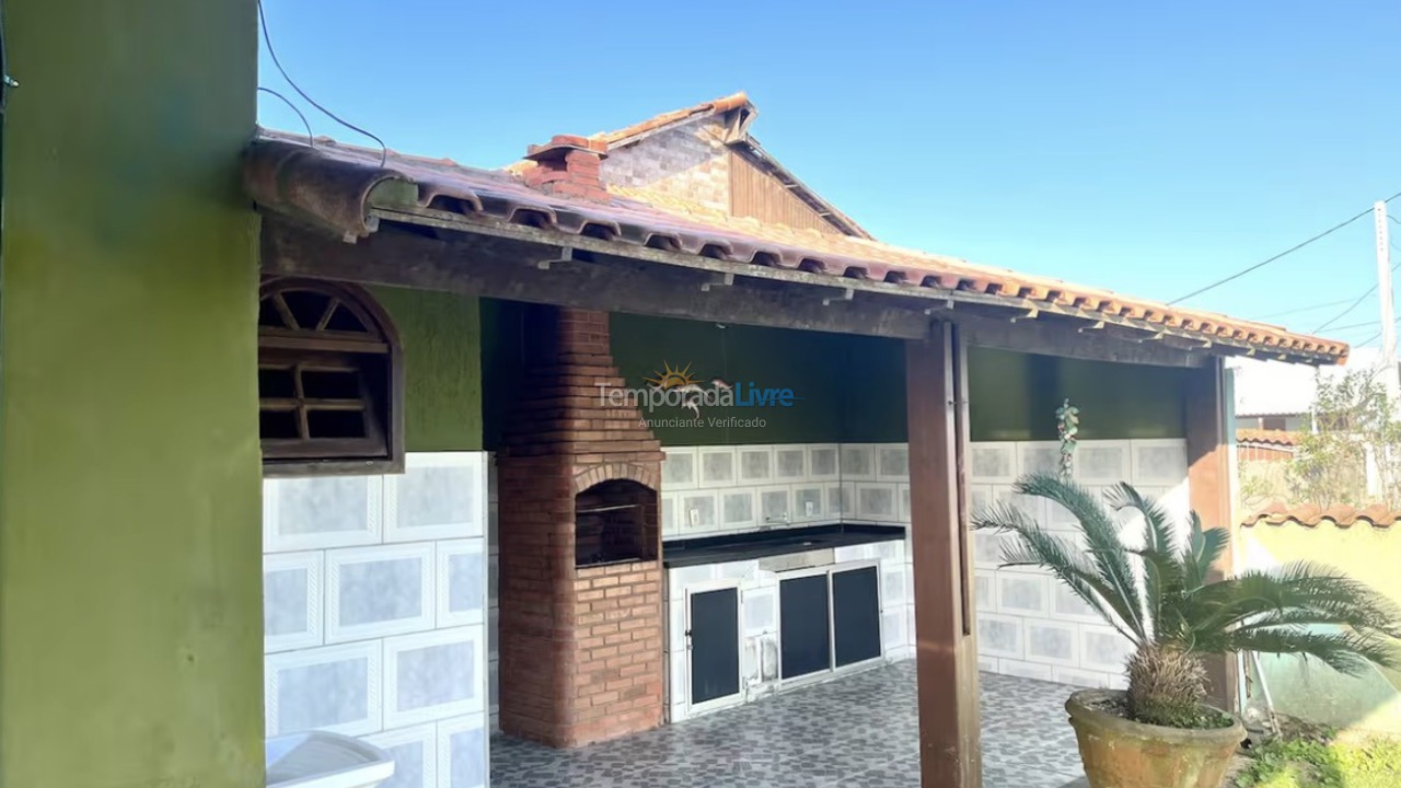 Casa para alquiler de vacaciones em Arraial do Cabo (Praia de Figueira)