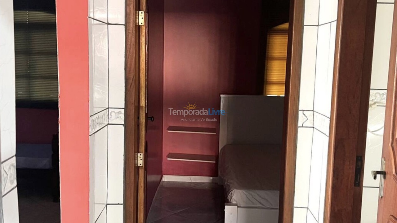 Casa para alquiler de vacaciones em Arraial do Cabo (Praia de Figueira)