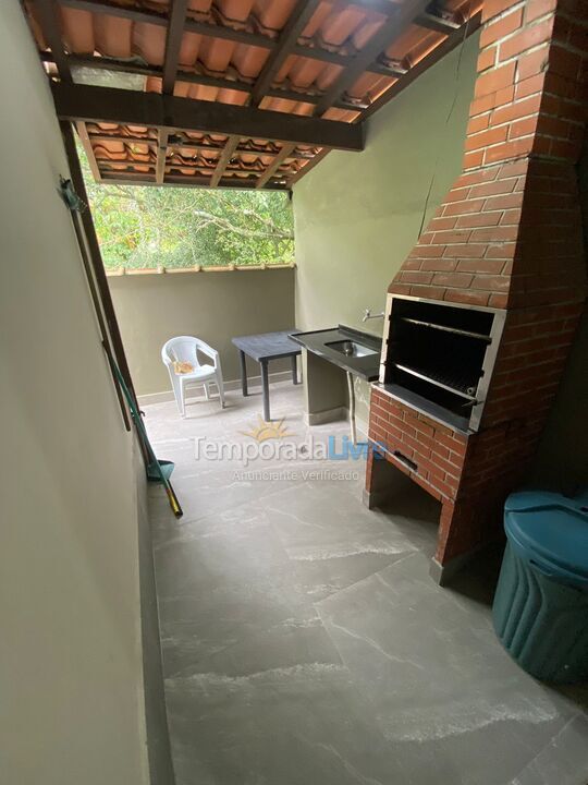 Casa para alquiler de vacaciones em Ubatuba (Maranduba)