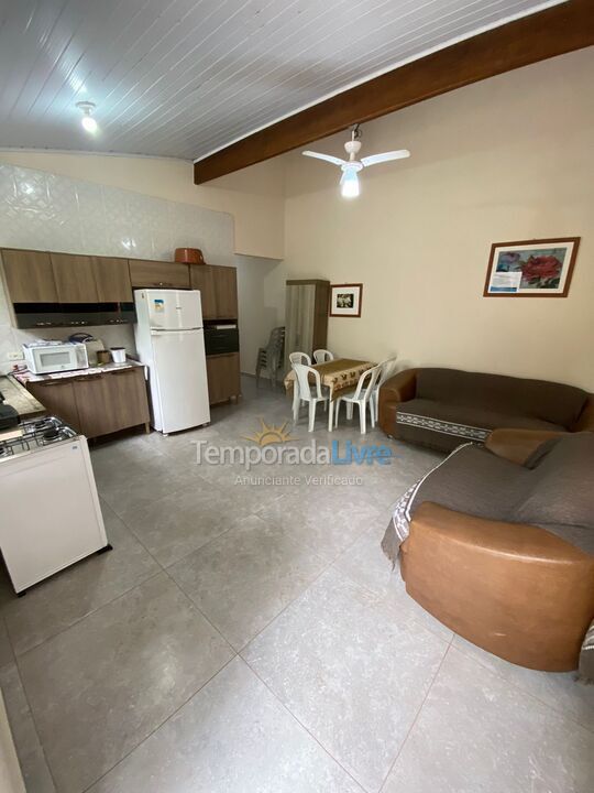 Casa para alquiler de vacaciones em Ubatuba (Maranduba)