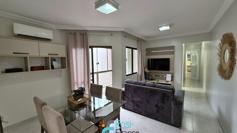 Apartment on the seafront with 2 bedrooms, Meia Praia