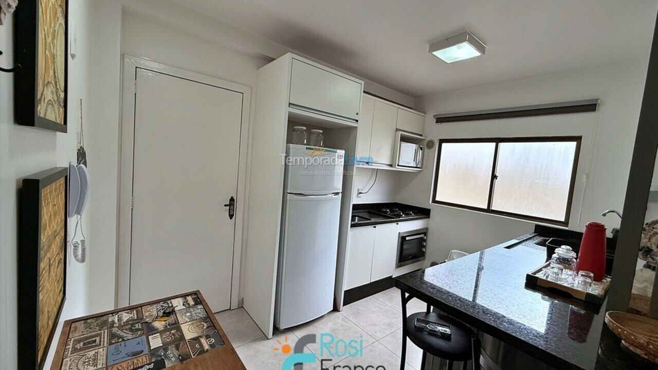 Apartment for vacation rental in Itapema (Meia Praia Quadra do Mar)