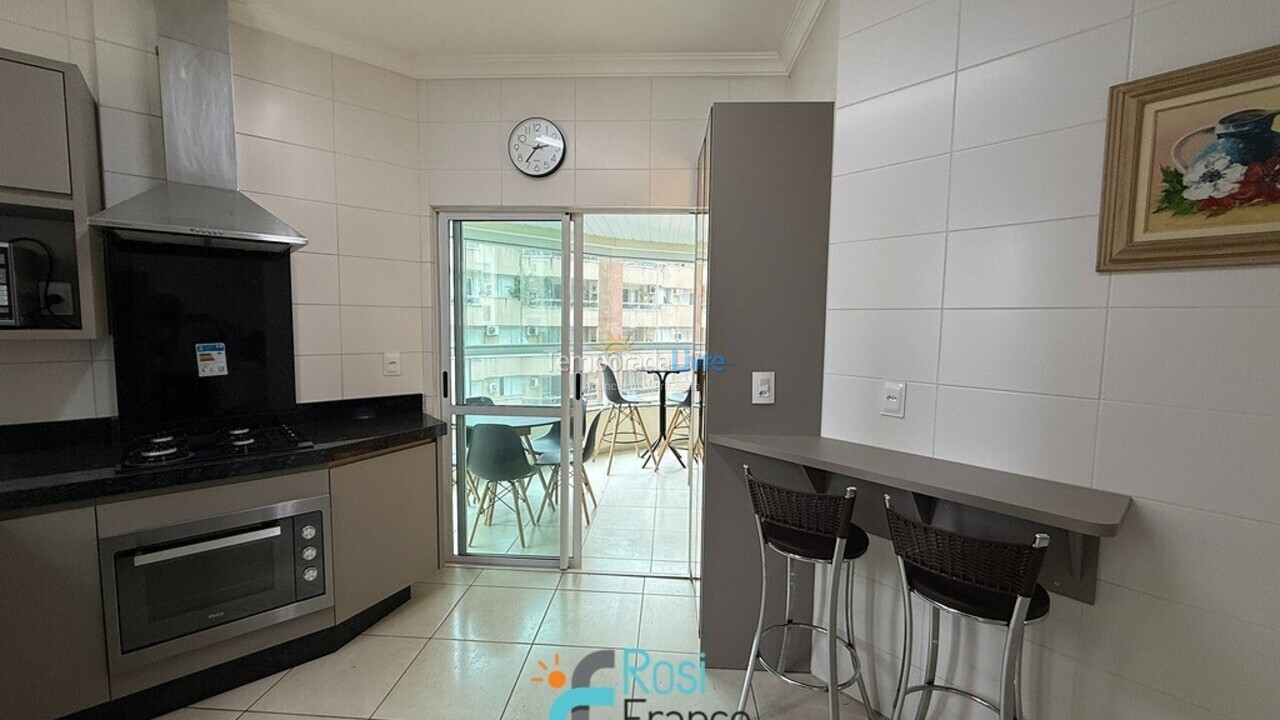 Apartment for vacation rental in Itapema (Meia Praia Segunda Quadra Mar)