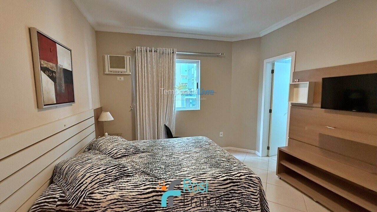 Apartment for vacation rental in Itapema (Meia Praia Segunda Quadra Mar)