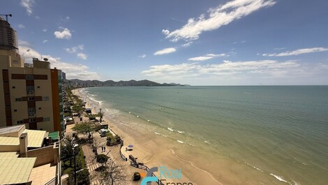 Apartamento 5 suites frente al mar Meia Praia SC