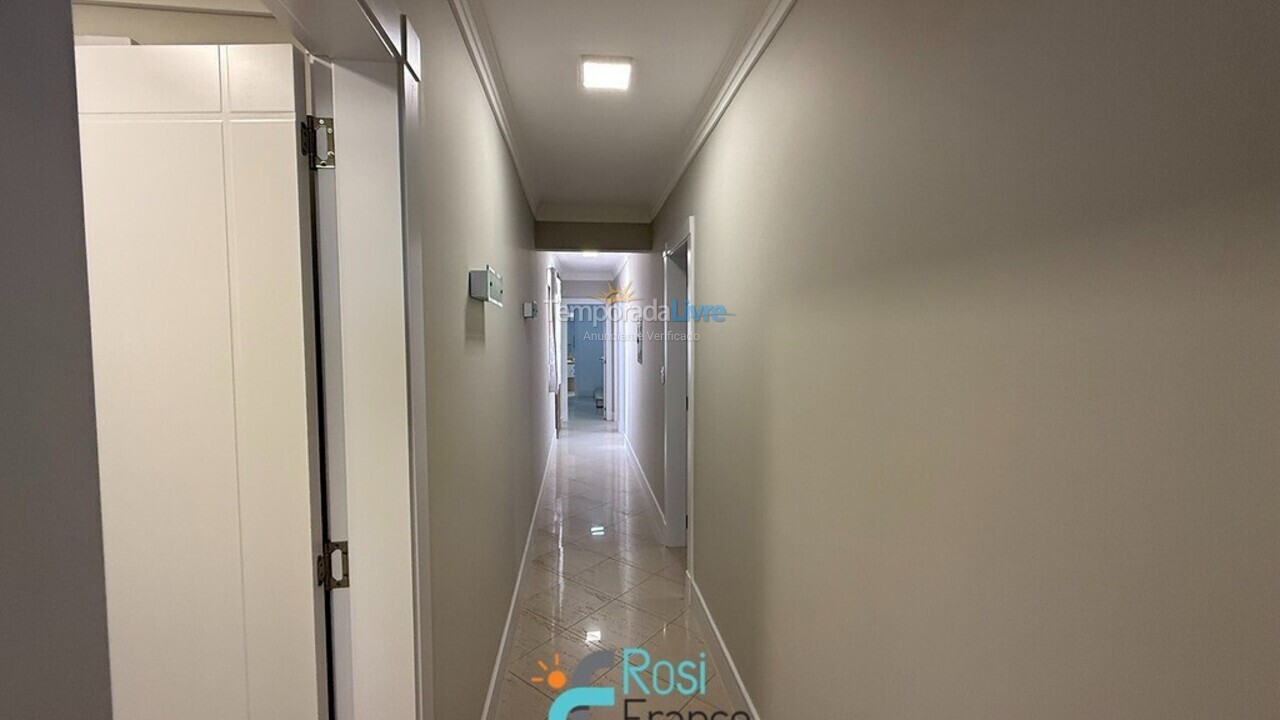 Apartamento para alquiler de vacaciones em Itapema (Meia Praia)