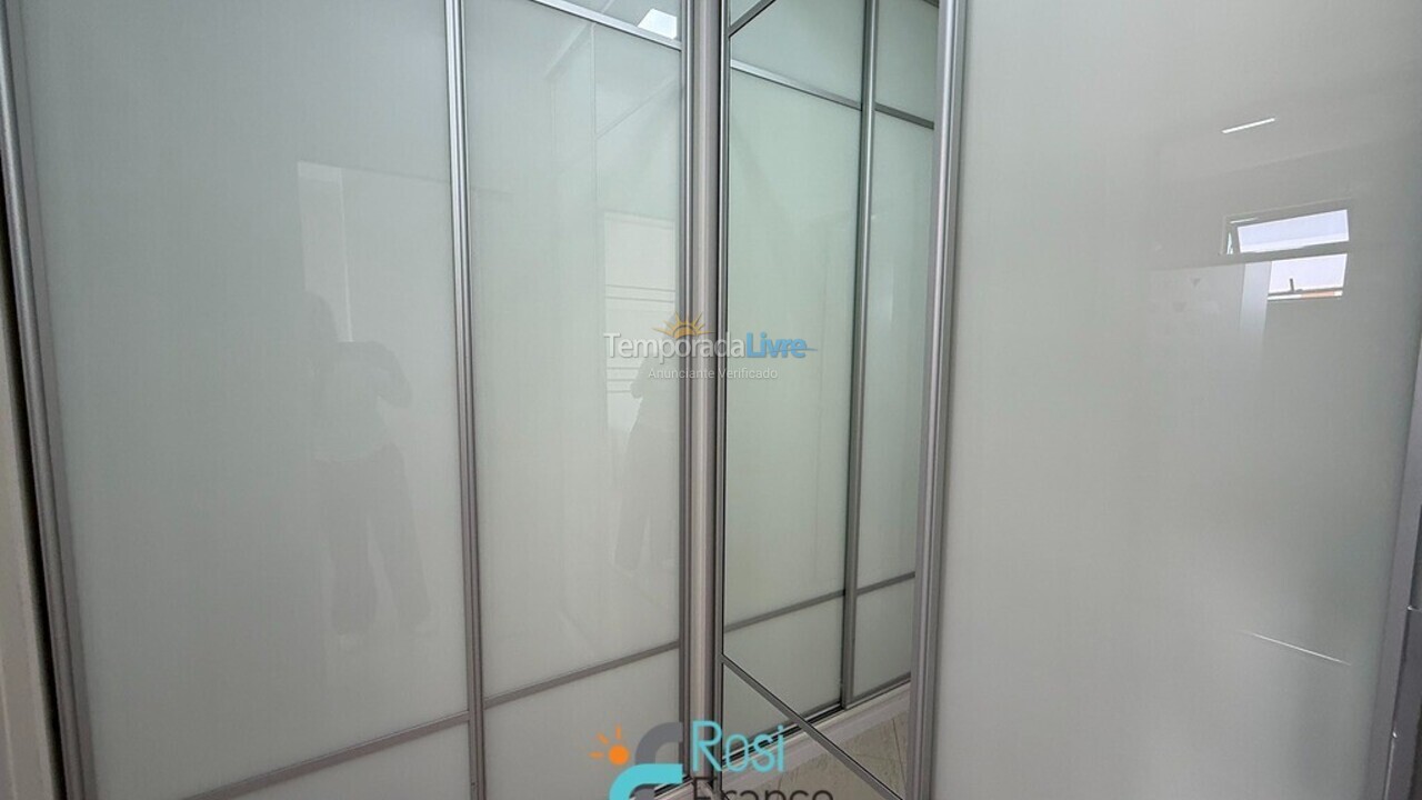 Apartamento para alquiler de vacaciones em Itapema (Meia Praia)