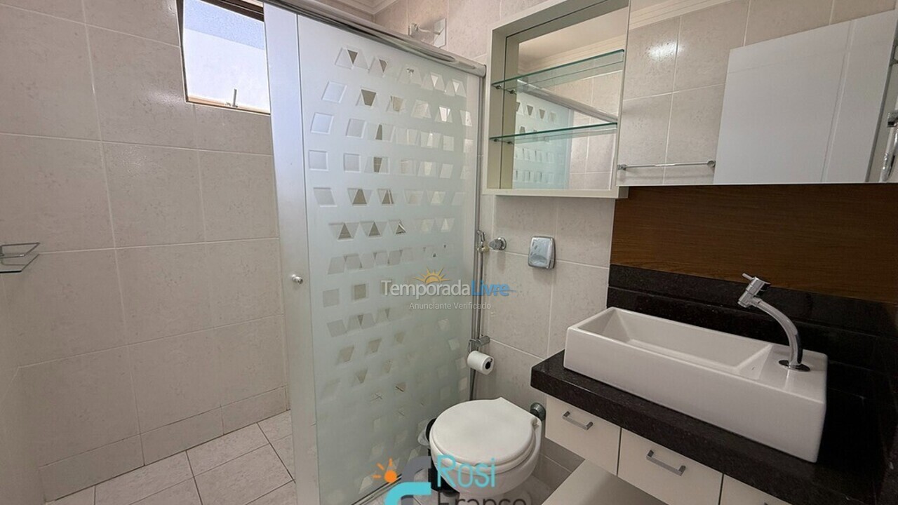 Apartamento para alquiler de vacaciones em Itapema (Meia Praia)