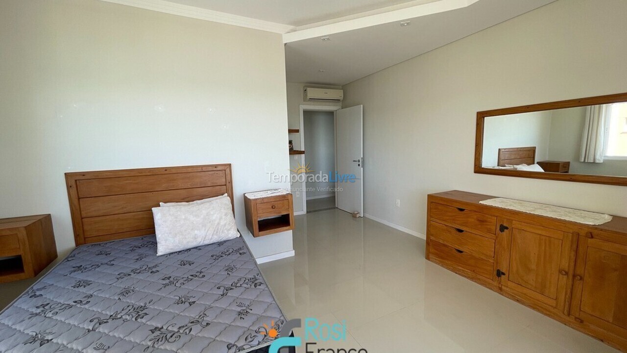 Apartamento para alquiler de vacaciones em Itapema (Itapema Quadra do Mar)