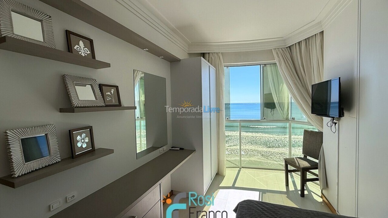 Apartment for vacation rental in Itapema (Meia Praia Frente Mar)