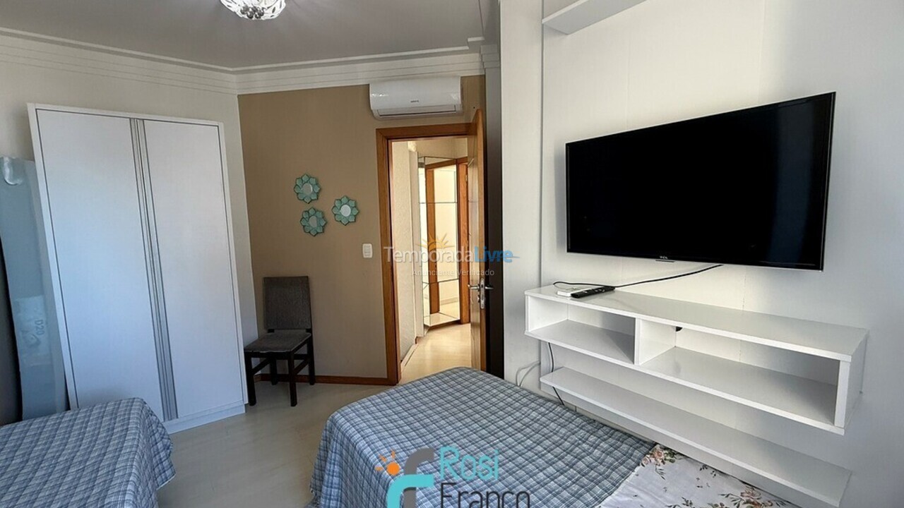 Apartment for vacation rental in Itapema (Meia Praia Frente Mar)