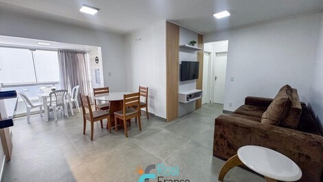 Apartamento de 2 habitaciones Meia Praia SC.