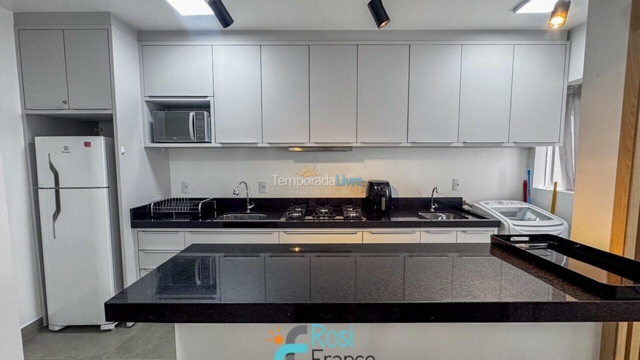 Apartamento para alquiler de vacaciones em Itapema (Meia Praia Segunda Quadra Mar)