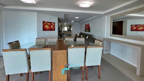 4-suite apartment facing the sea in Itapema, downtown SC