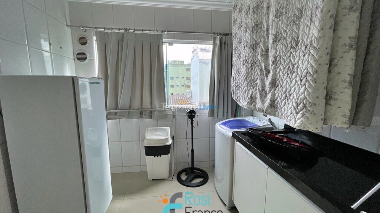 Apartment for vacation rental in Itapema (Centro)