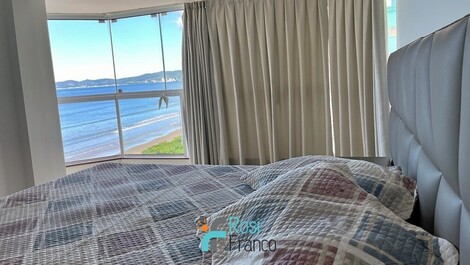 4-suite apartment facing the sea in Itapema, downtown SC