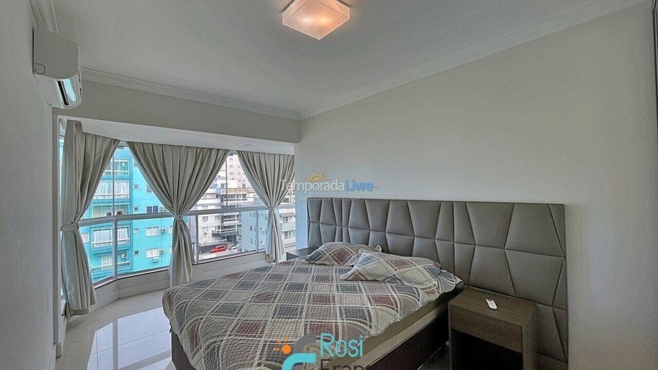 Apartment for vacation rental in Itapema (Centro)