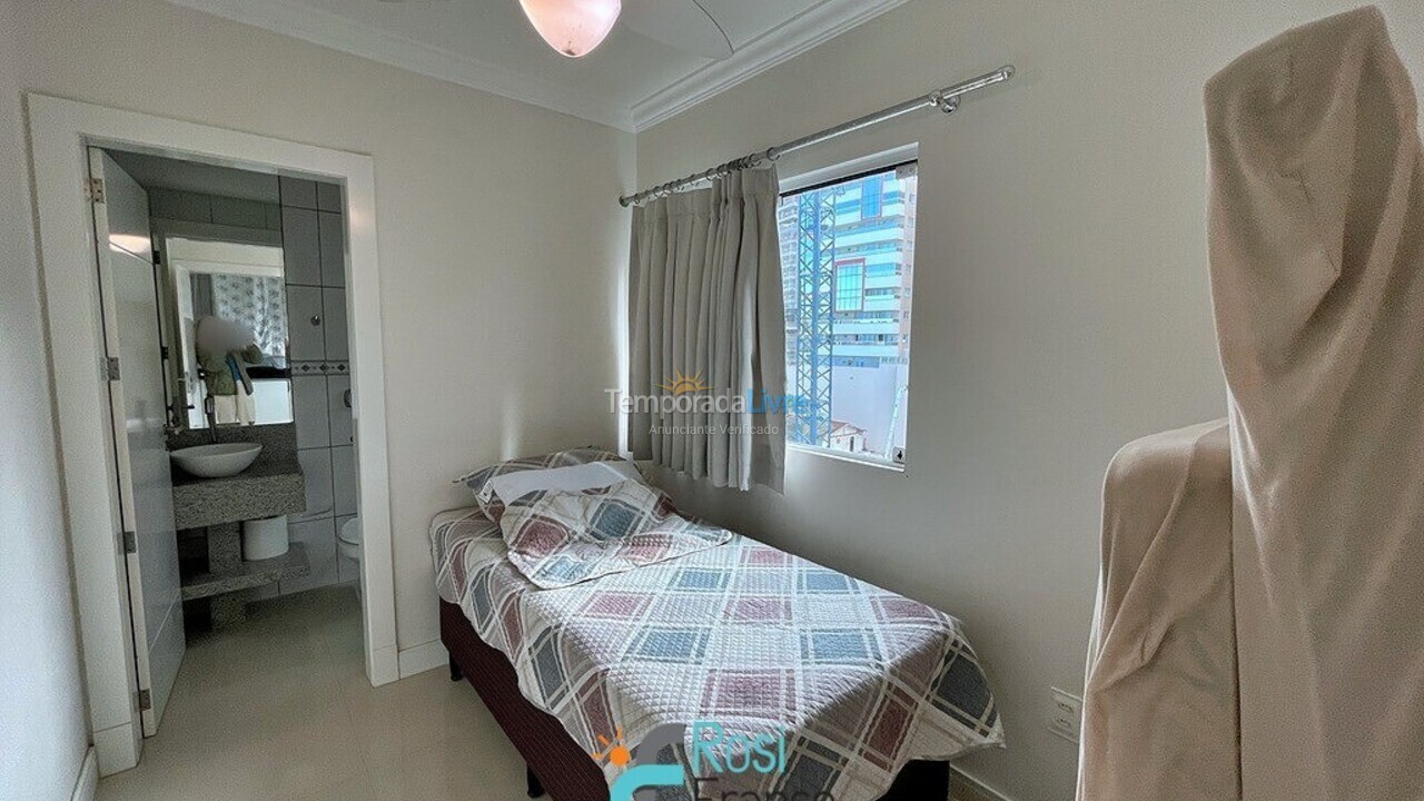 Apartment for vacation rental in Itapema (Centro)