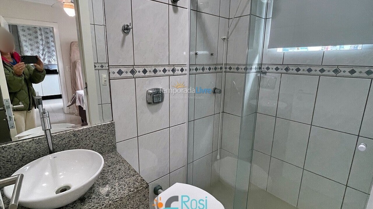 Apartment for vacation rental in Itapema (Centro)