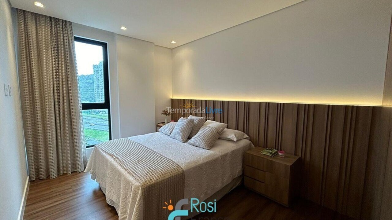 Apartment for vacation rental in Itapema (Centro)