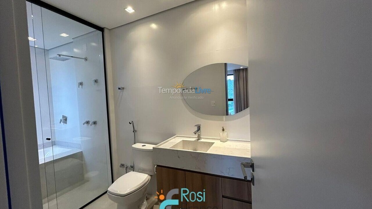 Apartment for vacation rental in Itapema (Centro)