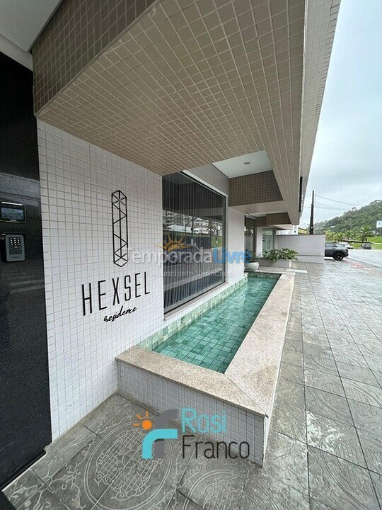 Apartment for vacation rental in Itapema (Centro)