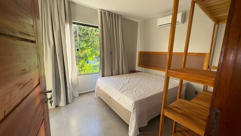 Bangalôs premium entre a lagoa e o mar