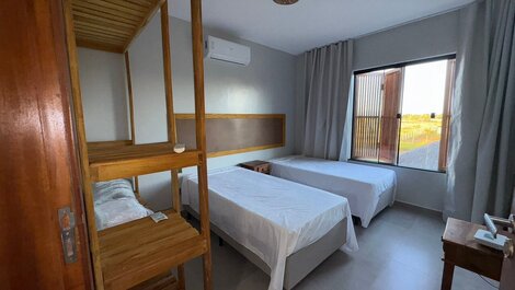 Bangalôs premium entre a lagoa e o mar