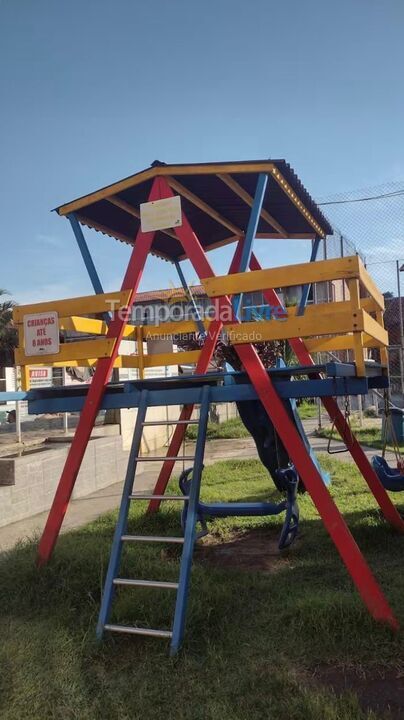 Apartment for vacation rental in Cubatão (Maranduba)