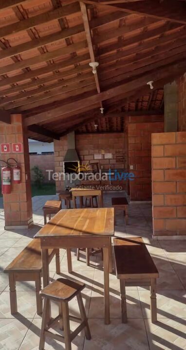 Apartment for vacation rental in Cubatão (Maranduba)