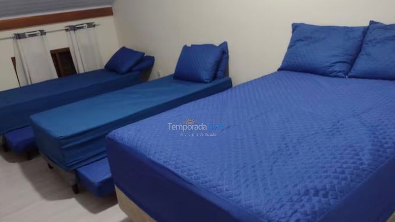 Apartment for vacation rental in Cubatão (Maranduba)