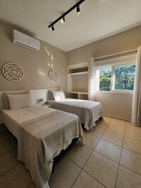 Mansión con 6 suites - cerca del mar.