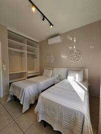 Mansión con 6 suites - cerca del mar.