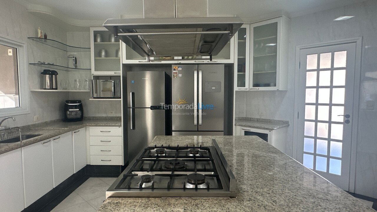 Chácara / sítio para aluguel de temporada em Bertioga (Riviera de São Lourenço)