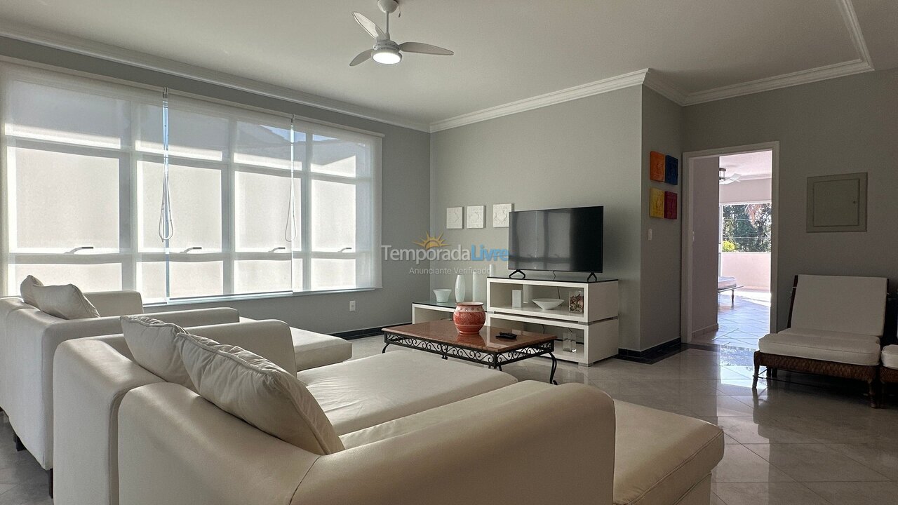 Chácara / sítio para aluguel de temporada em Bertioga (Riviera de São Lourenço)