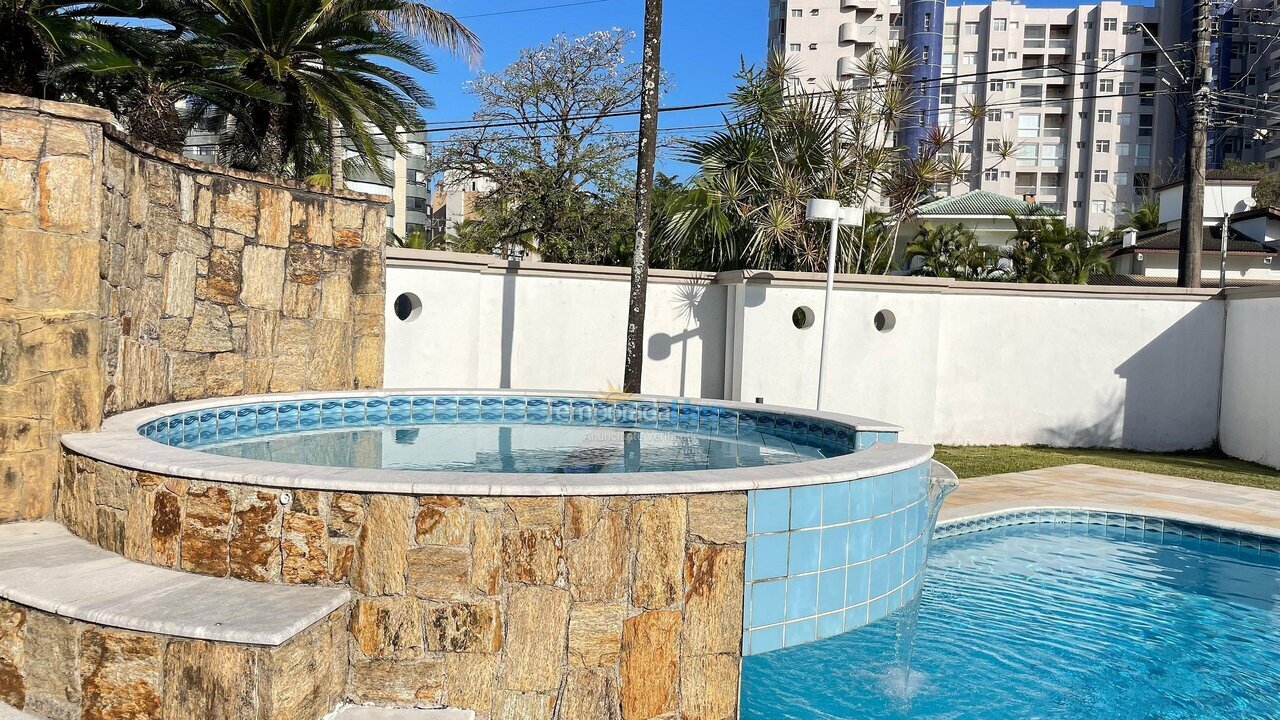 Chácara / sítio para aluguel de temporada em Bertioga (Riviera de São Lourenço)