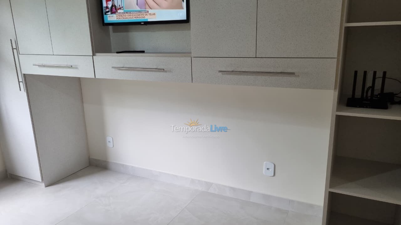 Apartamento para aluguel de temporada em Cabo Frio (Praia do Peró)