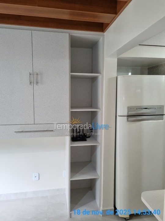 Apartamento para aluguel de temporada em Cabo Frio (Praia do Peró)