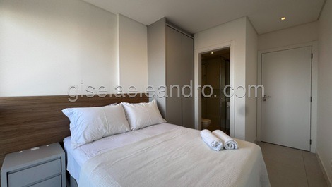 Incrivel apto com duas suites em Jurere In