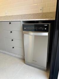 CASA 04 DORMITÓRIOS, ALTO PADRÃO, EM CANTO GRANDE, ATÉ 08 PESSOAS,TOP