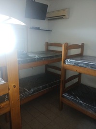 Casa en el barrio de Maracaná, Praia Grande, a sólo 250 metros de la playa.