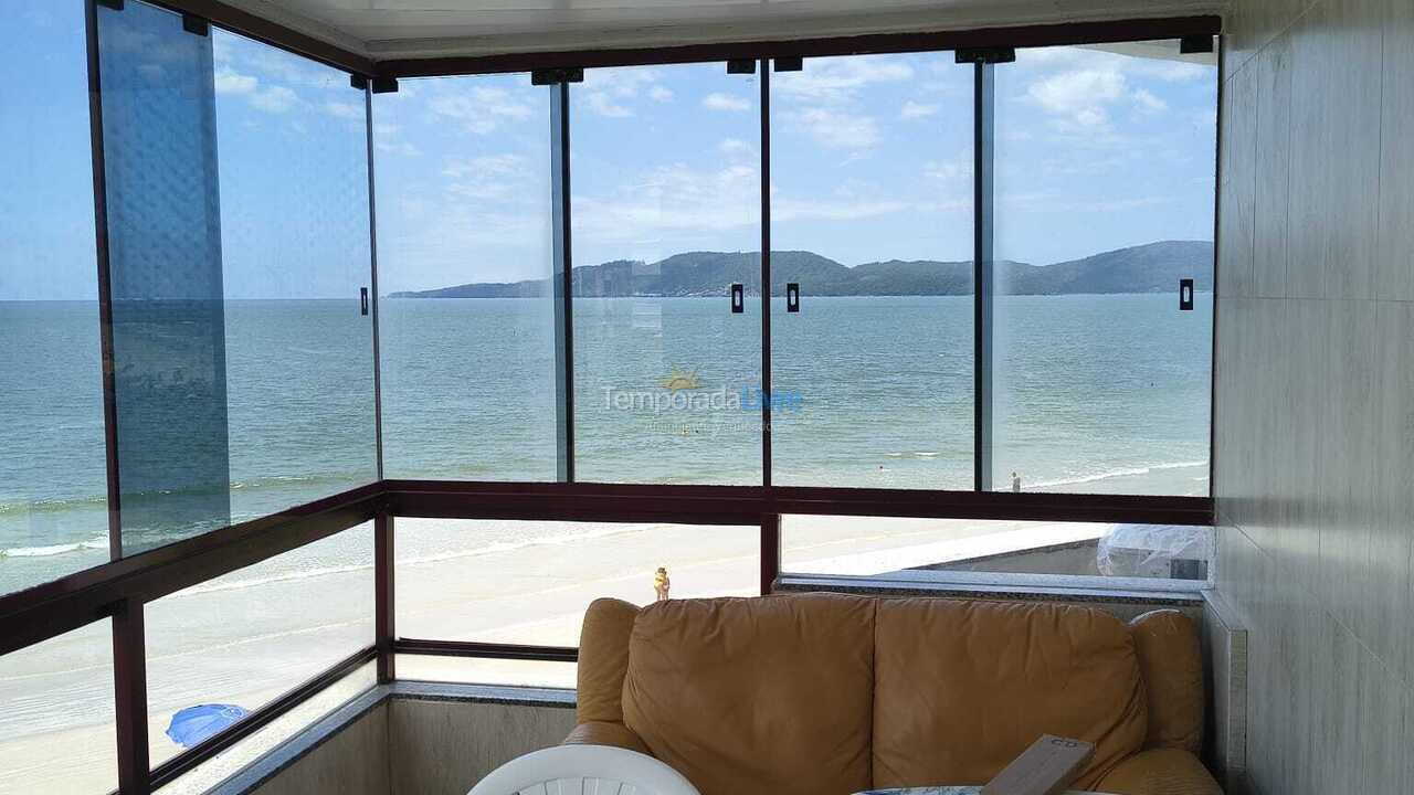 Apartment for vacation rental in Itapema (Meia Praia)