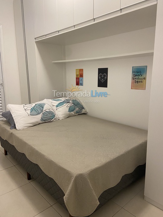 Apartamento para aluguel de temporada em Guarujá (Pitangueiras)