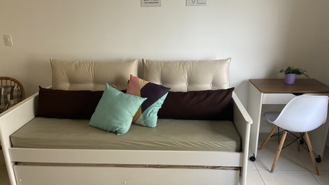 Lindo apto vista p/ o mar no Edif. Ouro Preto e Sabará