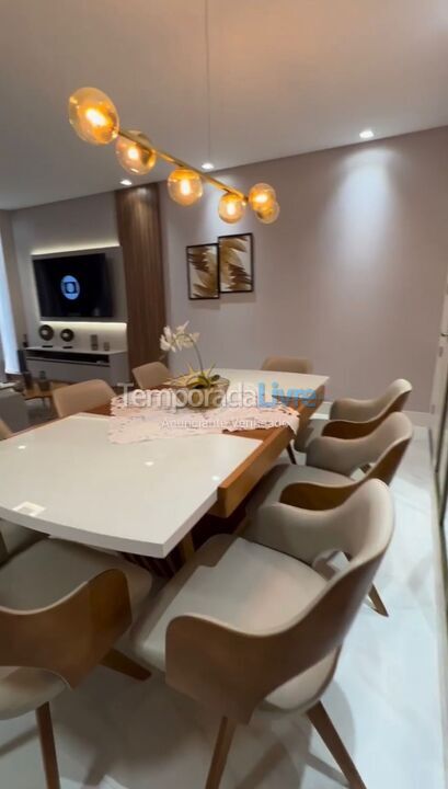 Apartment for vacation rental in Itapema (Meia Praia)