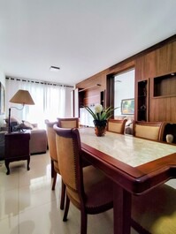 Amplio apartamento a metros del mar en Ingleses.