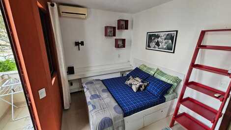 Apartment in Gaivotas Ingleses